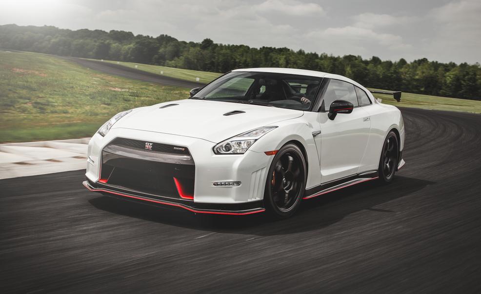 2015-nissan-gt-r-nismo-photo-606026-s-986x603