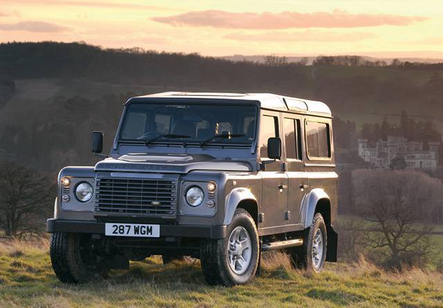 Produksi Land Rover Defender akan Dihentikan Setelah 68 Tahun