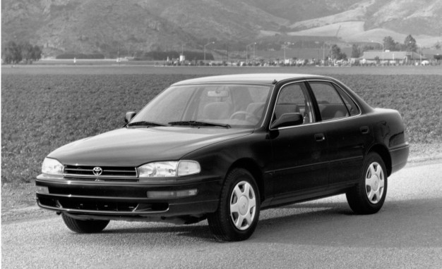 1992-Toyota-Camry-101-626x382