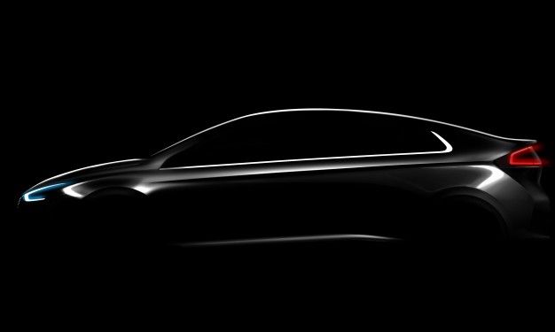 Hé lộ mẫu Hyundai Ioniq Hybrid, sẽ ra mắt trong tháng 1 năm 2016