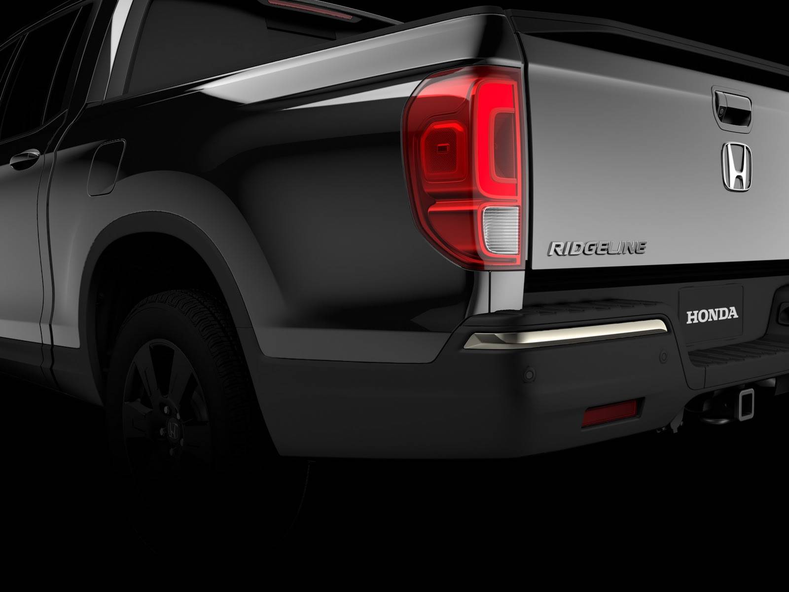 Honda Motor Memamerkan Foto Menggoda dari Double Cabin Car - Honda Ridgeline