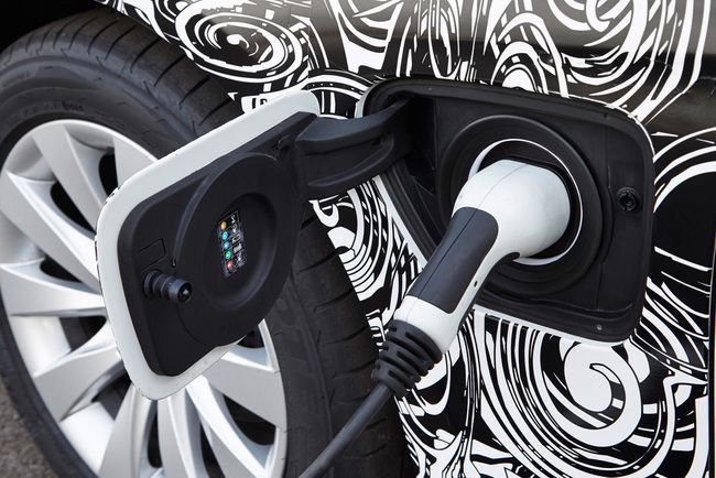 BMW 5-Series sẽ có phiên bản Plug-In Hybrid vào năm 2017