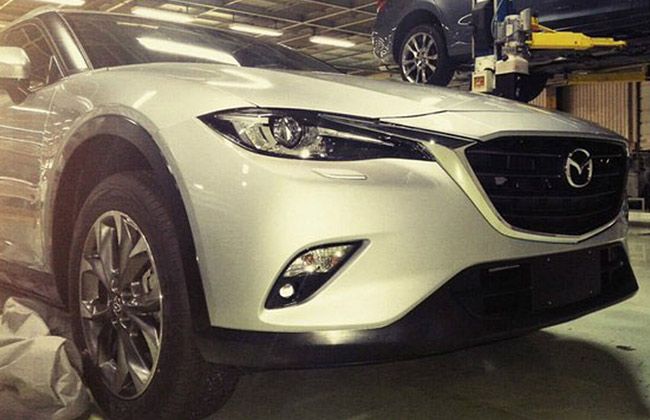 Hé lộ Mazda CX-4 trong bộ hình chụp lén không có ngụy trang