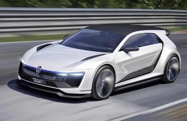 Volkswagen เตรียมเปิดตัว Golf รุ่นที่ 8 มาพร้อมสเปคเครื่องยนต์ใหม่
