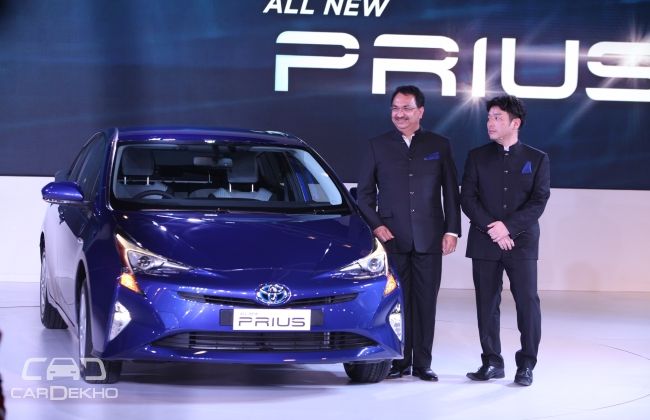 Toyota Prius Hybrid เผยโฉมที่งาน Delhi Auto Expo 2016