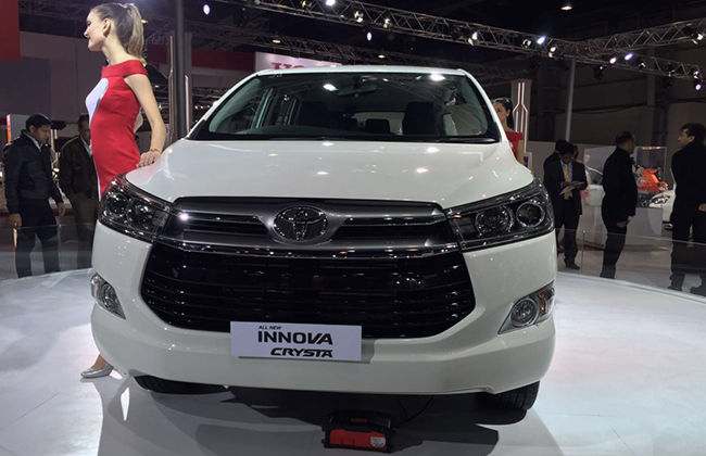 Toyota Innova Crysta 2016 Dipamerkan di Delhi Auto Expo 2016 – Mungkin ditambahkan di jajaran Indonesia