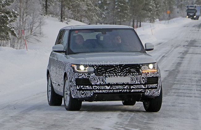 Range Rover 2017 ถูกพบขณะทำการทดสอบในช่วงฤดูหนาว