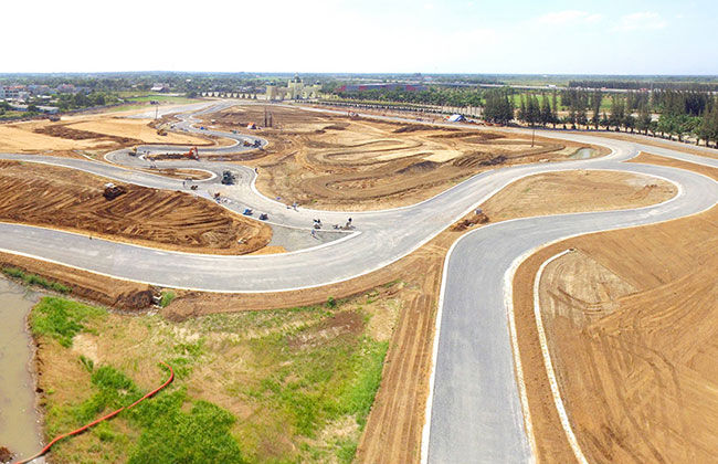 Happyland Speedway- Đường đua chính thức đầu tiên được giới thiệu tại Việt Nam phục cụ các sự kiện đua xe chuyên nghiệp