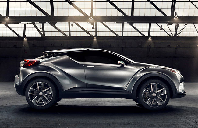 การผลิตรุ่น C- HR