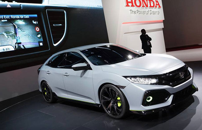 Honda Civic hatchback unveiled at Geneva Motor Show 2016