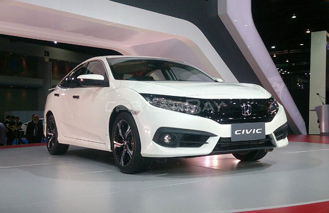 หลังจากเปิดตัวอย่างโดดเด่น Honda Civic 2016 ดึงดูดความสนใจในงาน BMS 2016