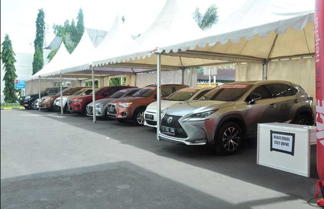 Test drive di pameran