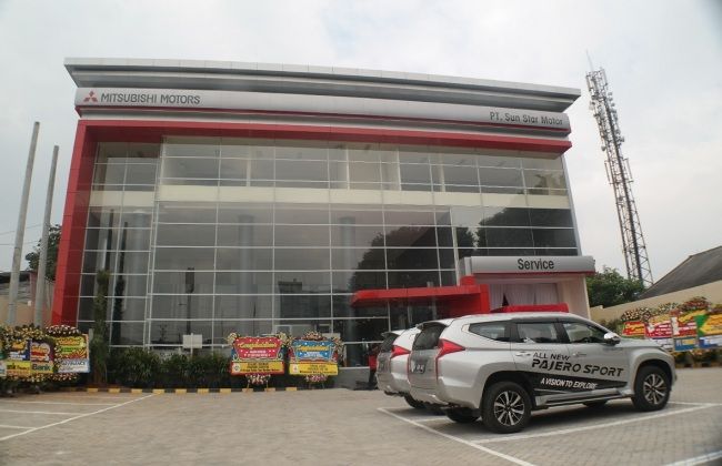 Mitsubishi Resmikan Dealer Pertama di Bogor
