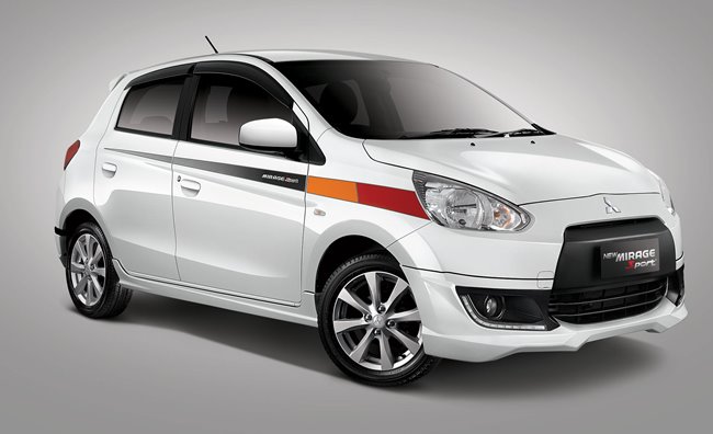 MIrage sport dengan grill sporty