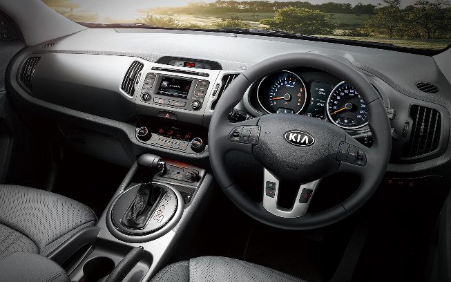 interior kia sportage