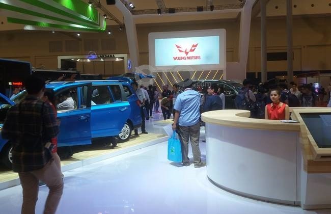 Booth Wuling di GIIAS 2016