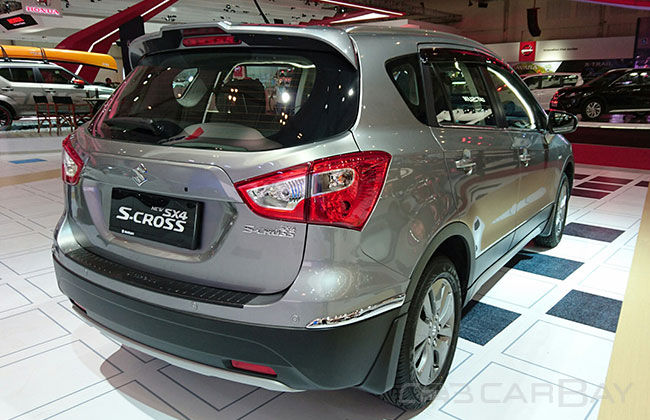 S-Cross rear