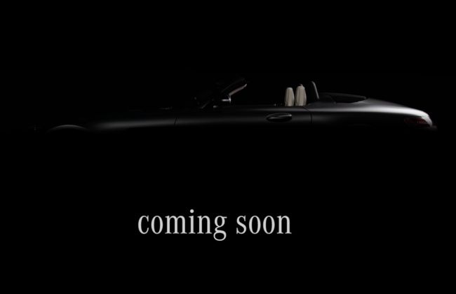 Mercedes-Benz AMG GT Convertible Sedikit Terkuak