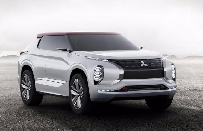 Mitsubishi Perkenalkan GT-PHEV Concept di Paris Motor Show