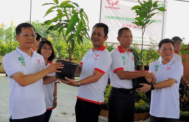 Wuling Motors Mulai Penanaman 10 Ribu Pohon di Bekasi 