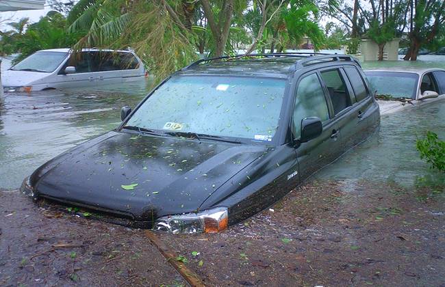 Kebanjiran, Adira Insurance Siap Lindungi Aset Pelanggan