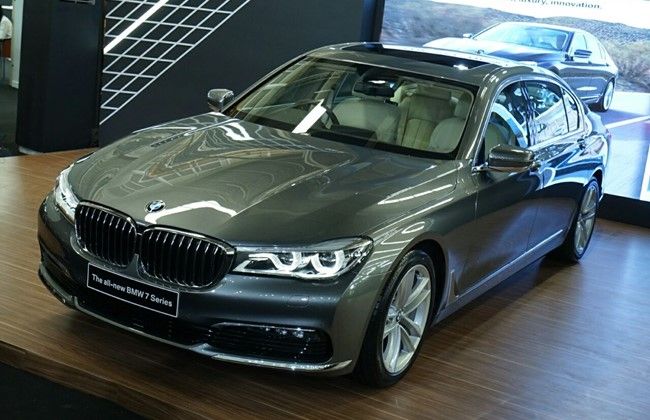 BMW 7 dan 3-Series Giring Kesuksesan BMW di 2016