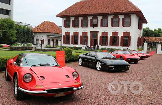 Ferrari Pamer Sejarah Mobil Klasiknya di Jakarta