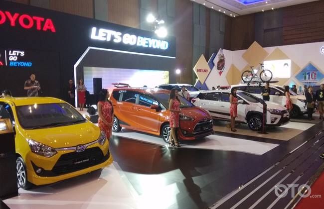 Toyota Pamer Teknologi di GIIAS Makassar Auto Show 2017