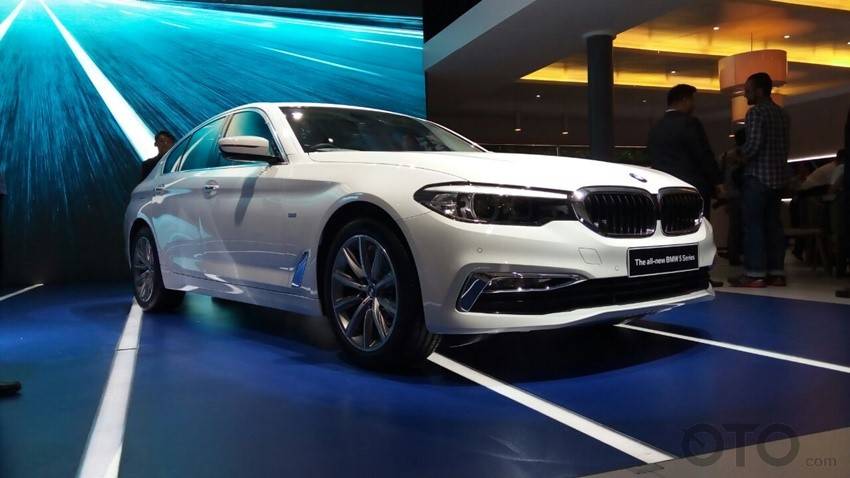 GIIAS 2017: BMW Seri-5 Bermesin Diesel Dijual Rp 1,009 Miliar