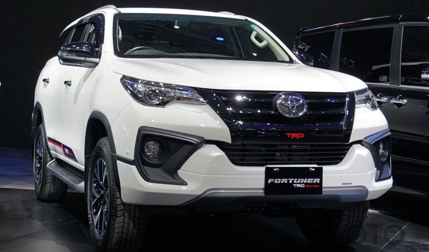 Apa Saja Yang Dimiliki Toyota Fortuner TRD Bensin?