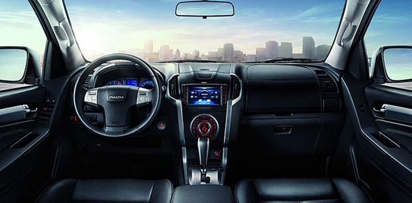 2018 Isuzu D-Max cabin