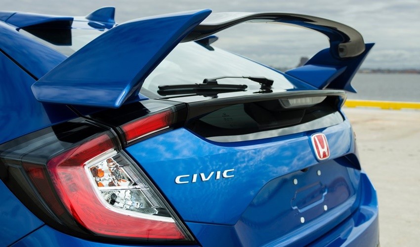 Honda-Civic_Type_R_US-Version-2017-1024-66