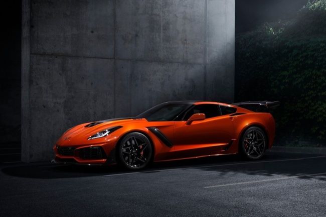 2017/11/Chevrolet-Corvette_ZR1-2019-1024-01.jpg