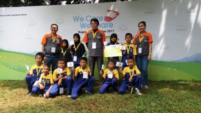 Mitsubishi Fuso Perbaiki Gedung Sekolah Di Jonggol Mitsubishi Fuso Perbaiki Gedung Sekolah Di Jonggol