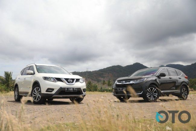 Comparison Test: Honda CR-V Turbo vs Nissan X-Trail Hybrid (Part-2) Comparison Test: Honda CR-V Turbo vs Nissan X-Trail Hybrid (Part-2)