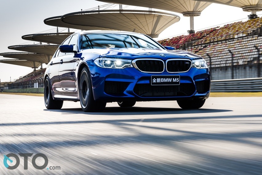 BMW M5 generasi terbaru