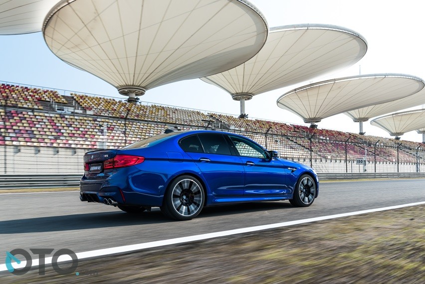 M5 baru penggerak AWD