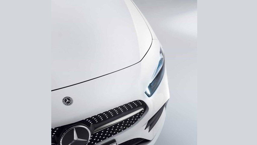 Mercedes-Benz dan BMW Janji Desain Mobil Yang Lebih Sederhana