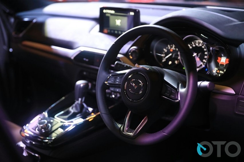 interior Mazda CX-9 2018