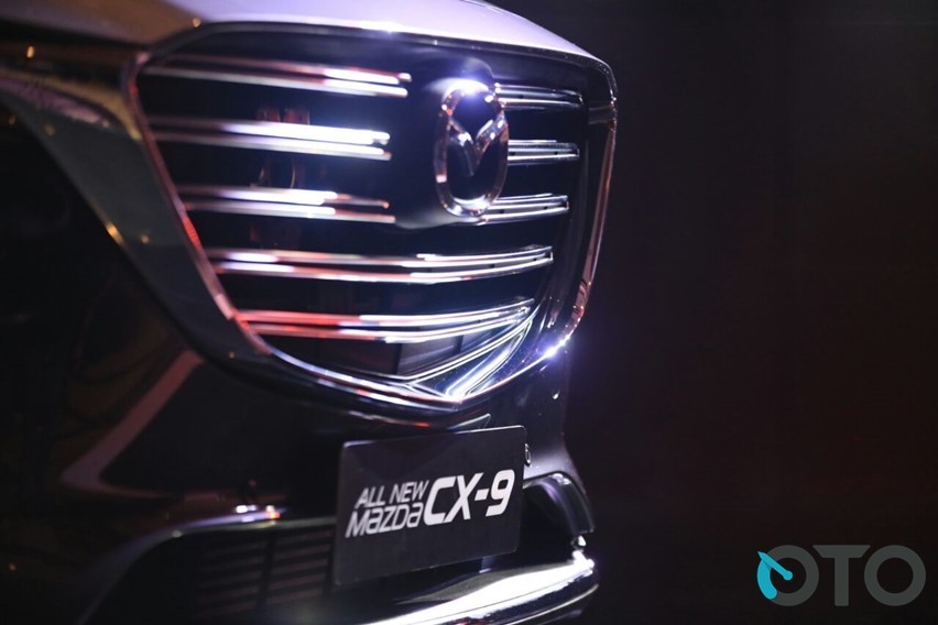 Grill mazda cx-9