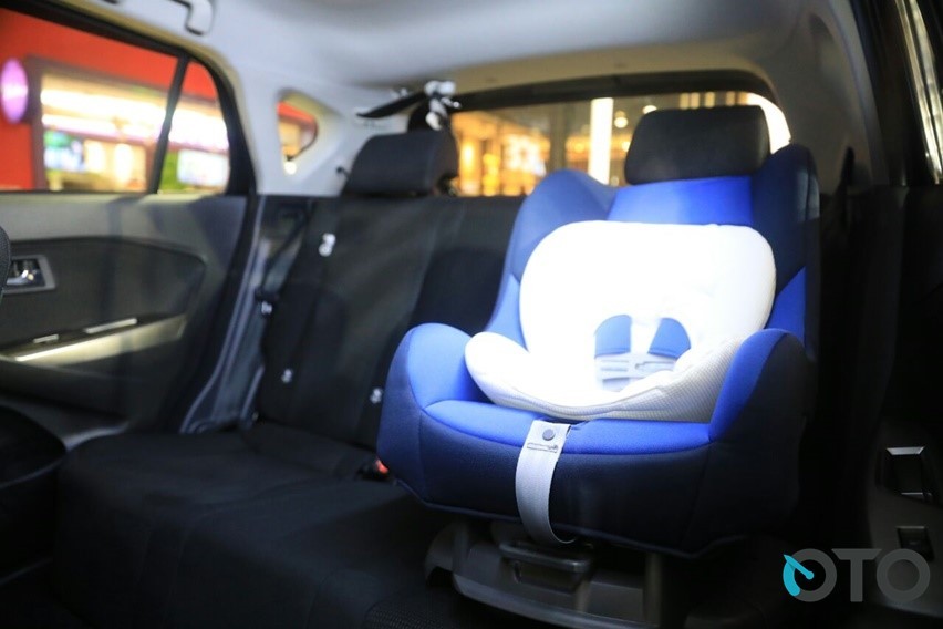fitur ISOFIX d kursi belakang