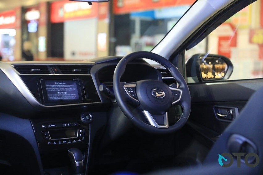 interior sirion baru