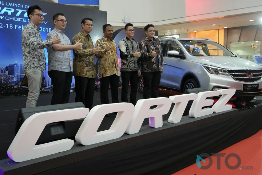Wuling Cortez di Medan