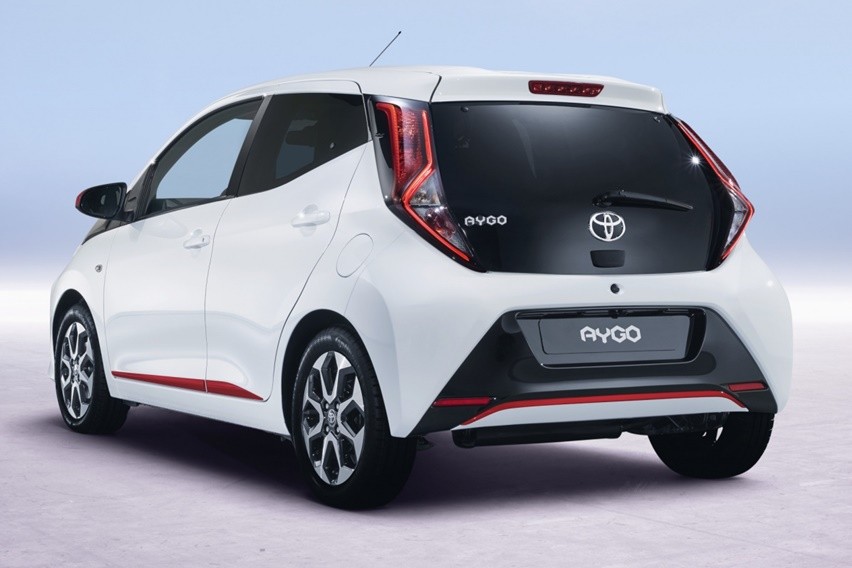 Aygo terbaru
