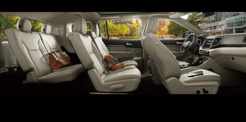 Jeep Grand Commander Seats