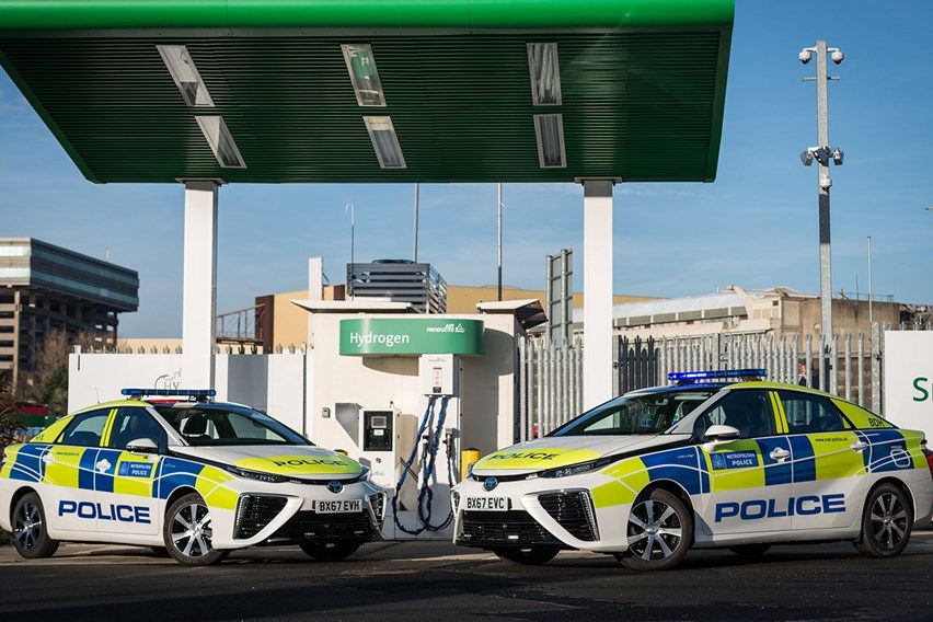 Toyota Mirai Jadi Mobil Polisi Paling Ramah Lingkungan