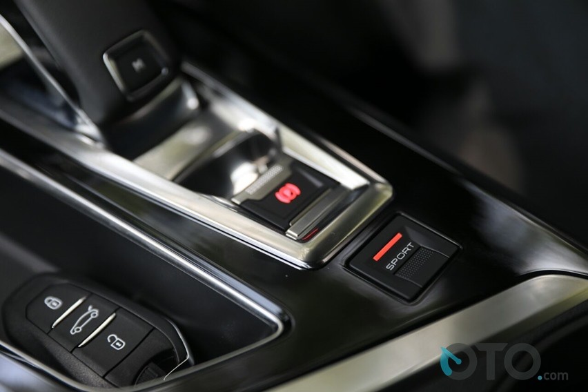 transmisi peugeot 3008