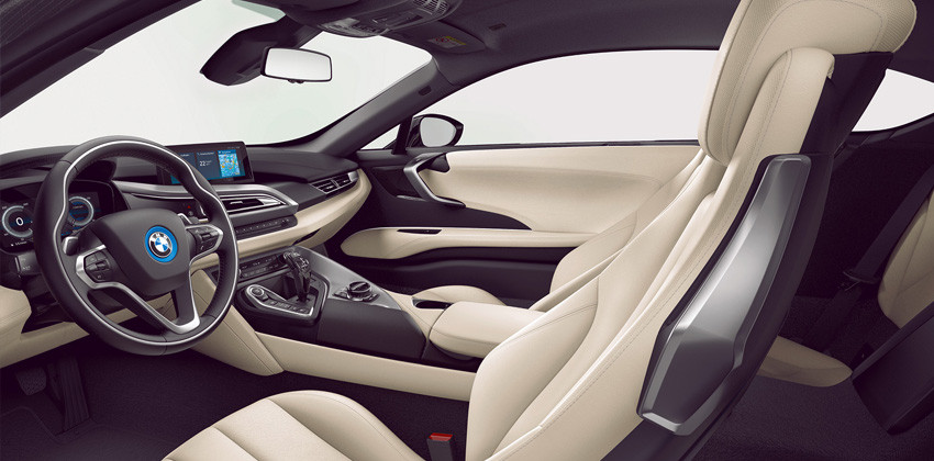 BMW i8 cabin