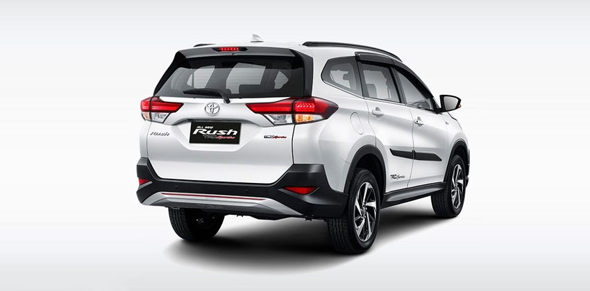 2018 Toyota Rush Rear