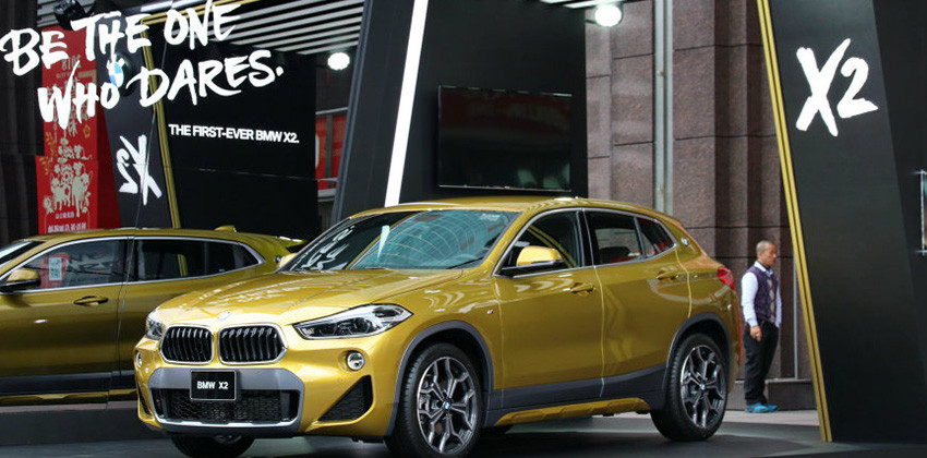 BMW X2 front